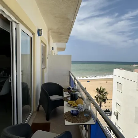 Beira Mar By Fhr - Conforto Com O Pe Na Areia. *