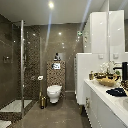 Beira Mar By Fhr - Conforto Com O Pé Na Areia. Apartamento